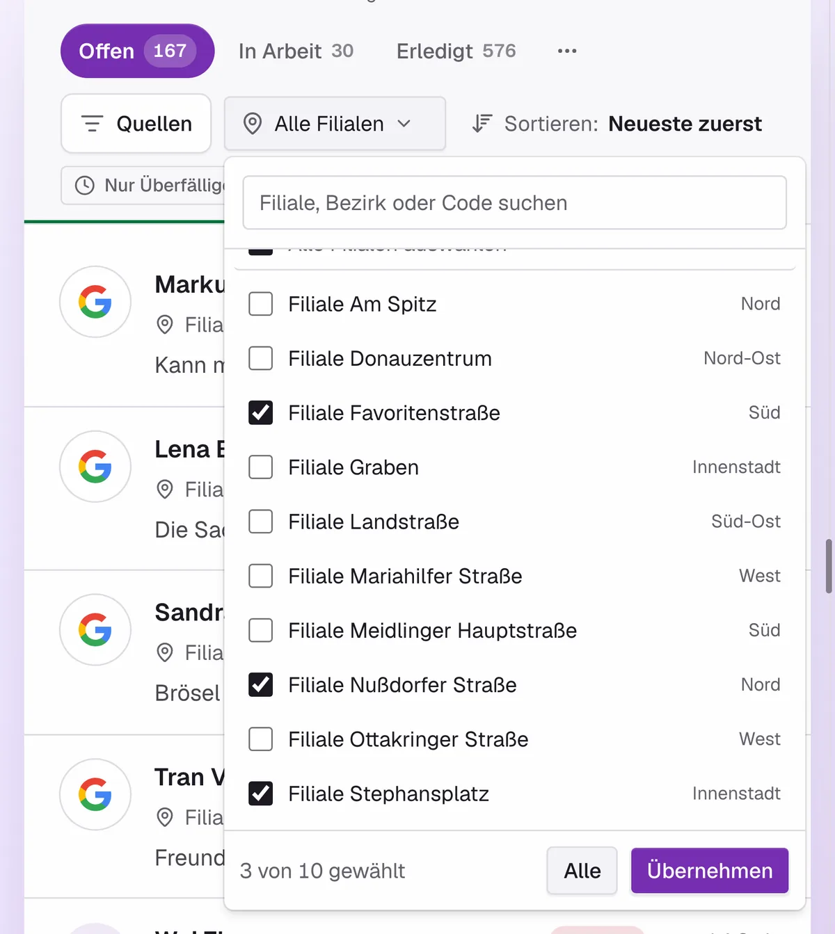 Der geöffnete Filialfilter der Inbox in der App: ein Suchfeld, die Liste der Filialen mit Bezirk und Häkchen, drei von zehn gewählt, darunter der Knopf „Übernehmen“.